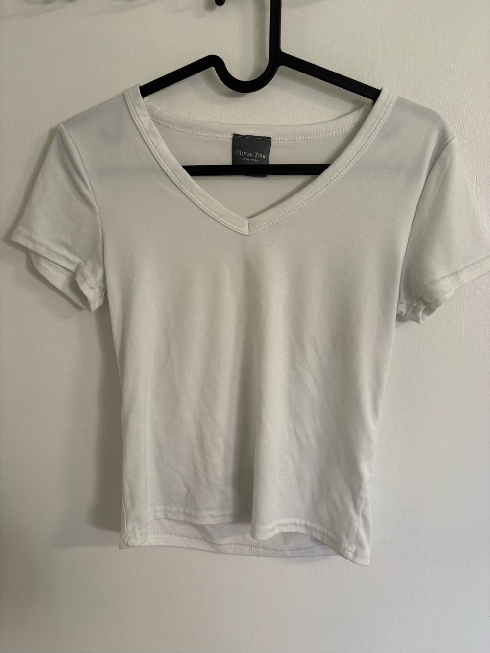 Olivia Rae White V-Neck Short Sleeve Tee